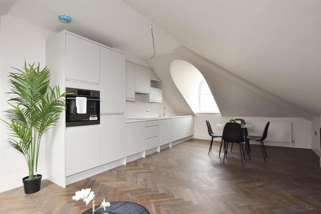 Vive Sea View Getaway Apartman Hastings Kültér fotó